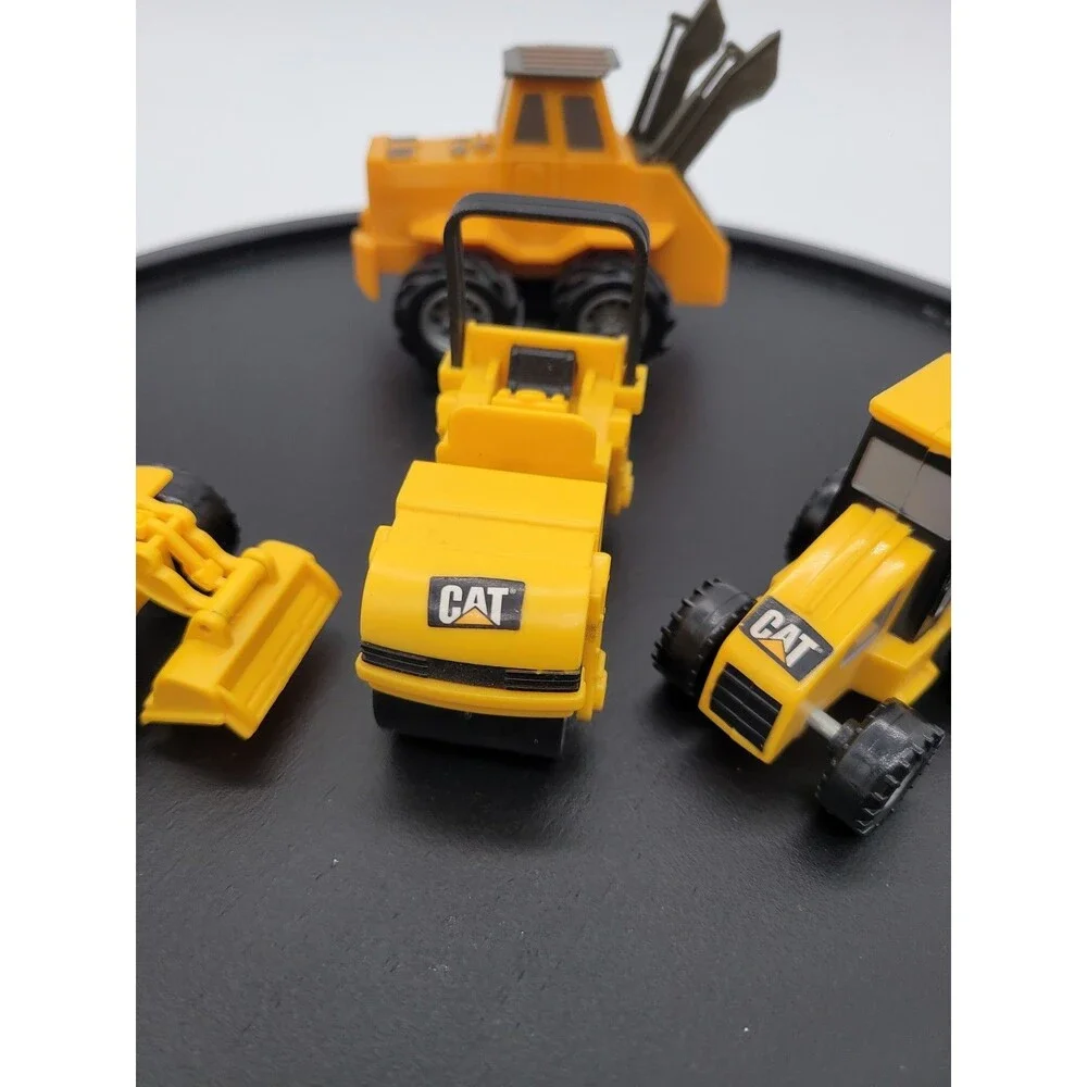 CAT Construction Vehicles Toy Lot Bulldozer Roller Loader  Plastic Set Lot Of 4